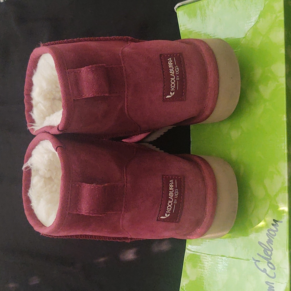 KOOLABURRA ANKLE WINTER BOOTS BY UGG - Picture 2 of 2
